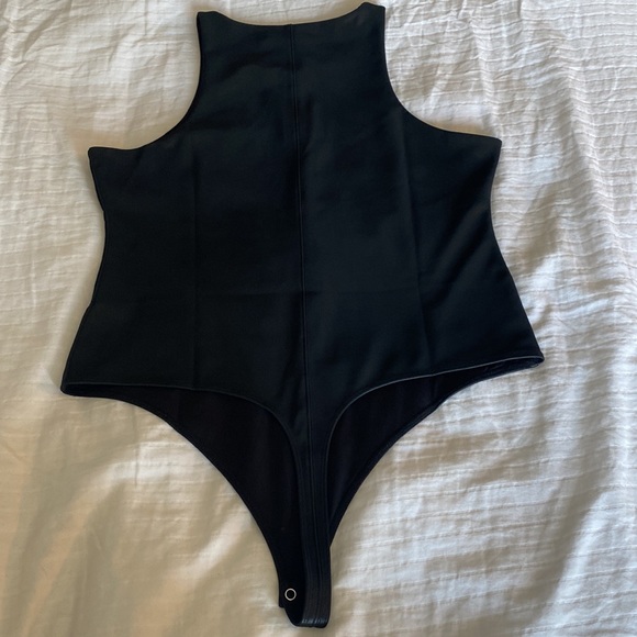 Good American Better Than Leather Bodysuit - Picture 6 of 8